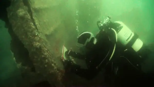 Spainventure Adventure Scuba dive in Mediterranean Sea sand around me