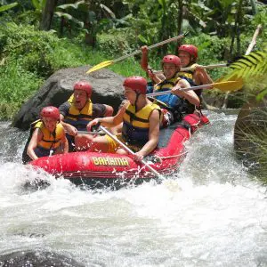 Spainventure White Water Rafting in Genil River small jump
