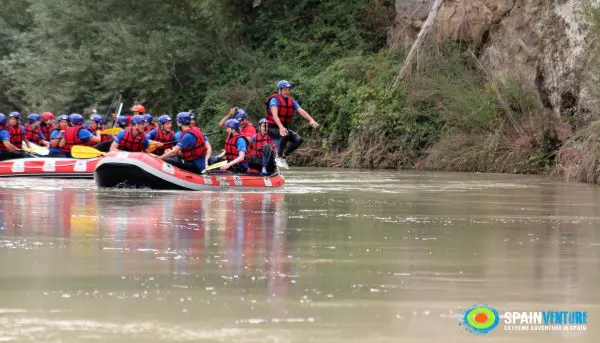 Spainventure Rafting Fuengirola Diversion Extreme Sports Outdoor jumping into the Genil River