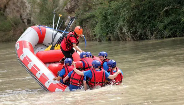 Spainventure Rafting Fuengirola Adrenalina y diversion caballito Rio Genil aventura tours diferentes adventure tourism in malaga