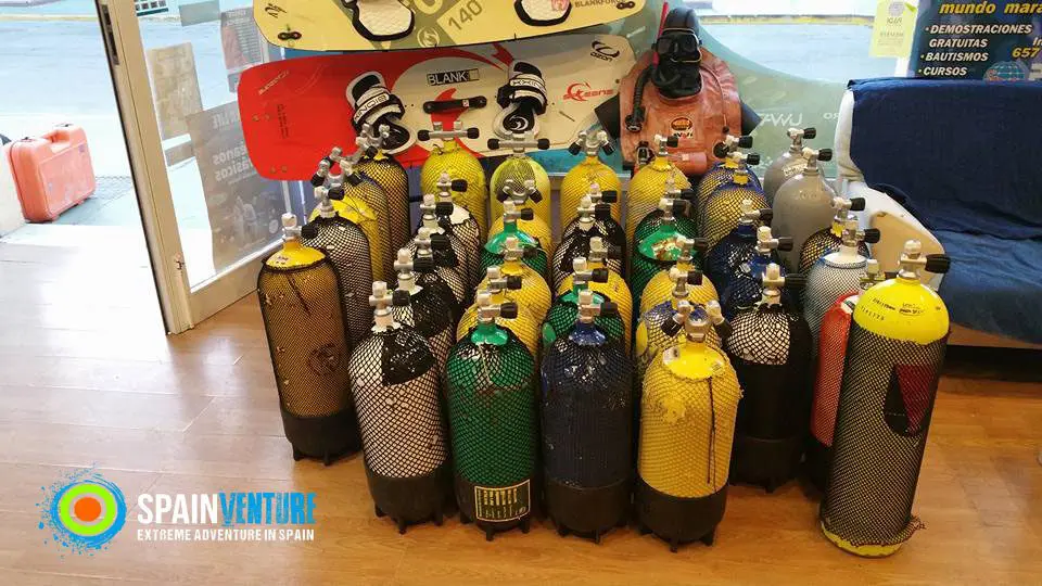spainventure-buceo-en-fuengirola-equipamiento-scuba-dive-equipment