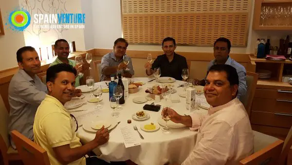 spainventure-tanicos-fuengirola-a-fantastic-group-50th-birthday-chears spainventure-tanicos-fuengirola-a-fantastic-group-50th-birthday-chears