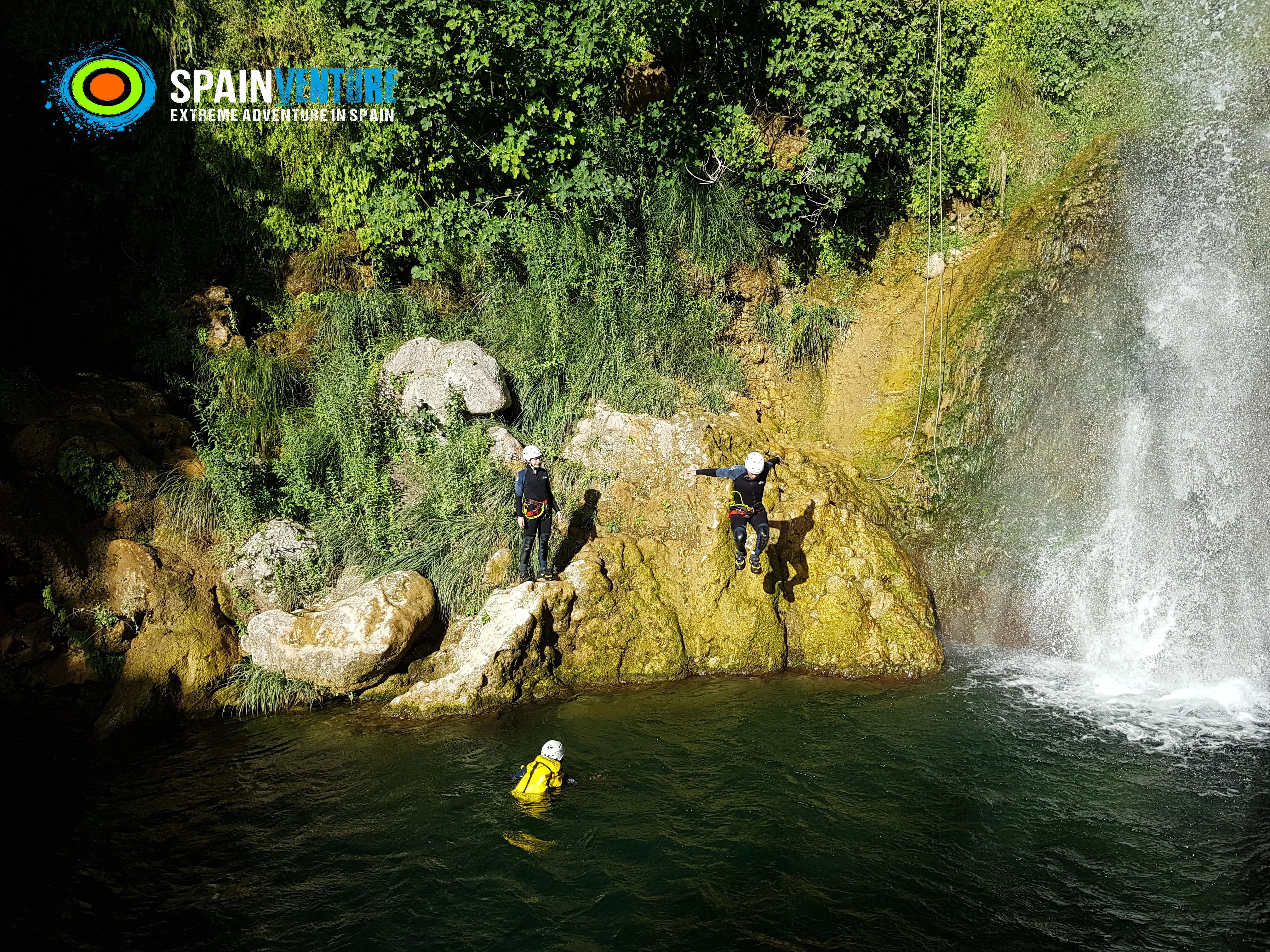 Spainventure Caminito del Rey Barranquismo en Ronda Salto a la Poza