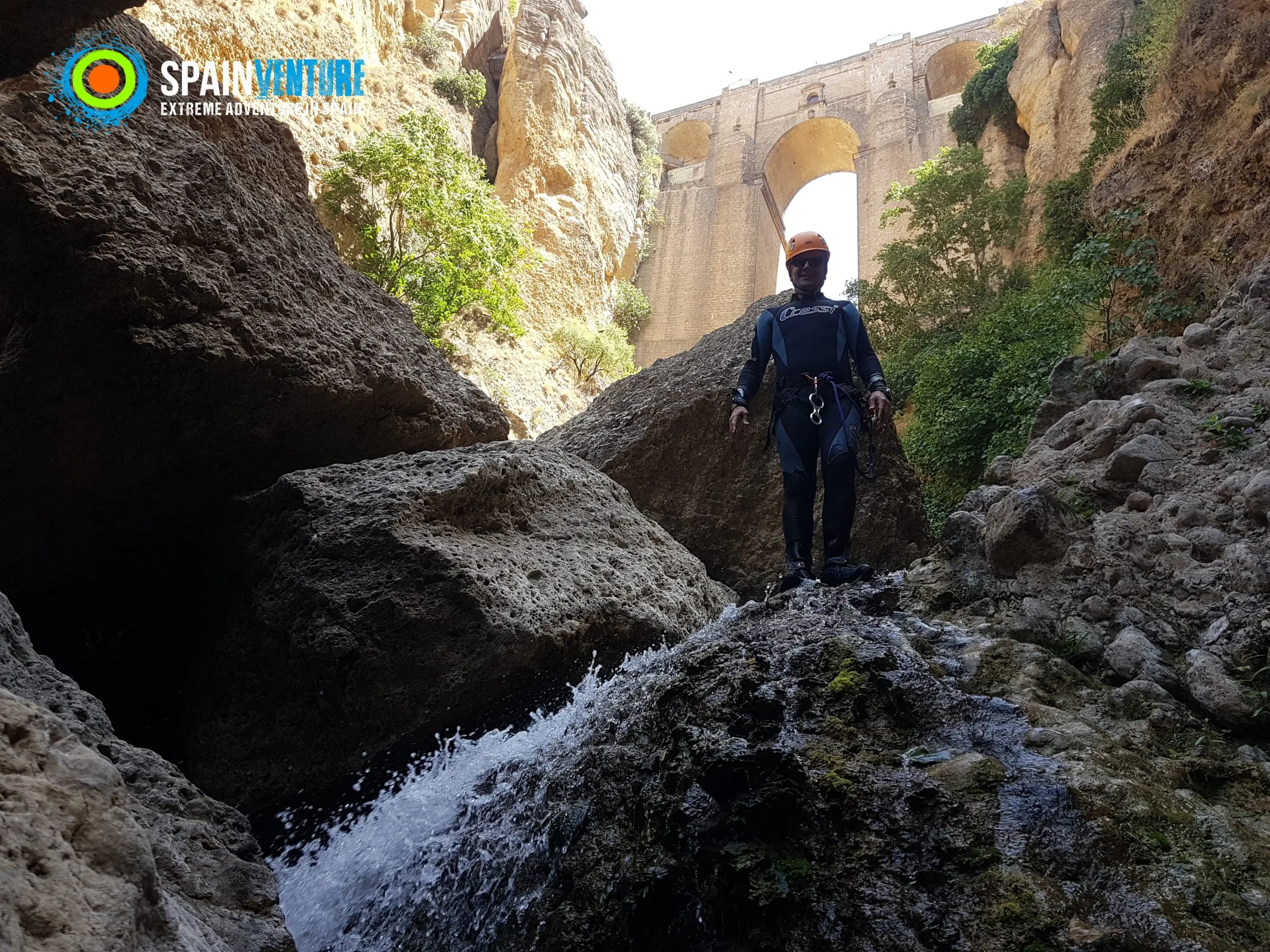 Spainventure Barranquismo Experiencia Puente Viejo Spainventure Barranquismo Experiencia Puente Viejo
